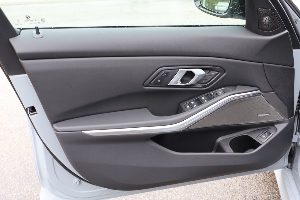 2025 Bmw M340i photo 22