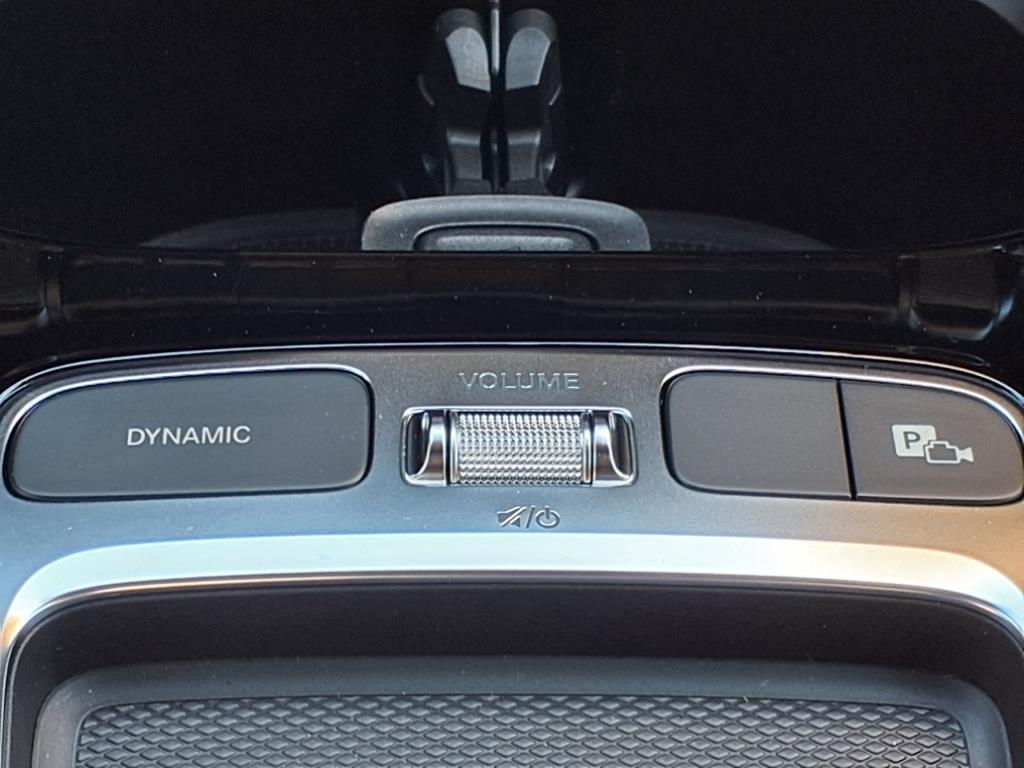2025 Mercedes Benz GLA 250 photo 16