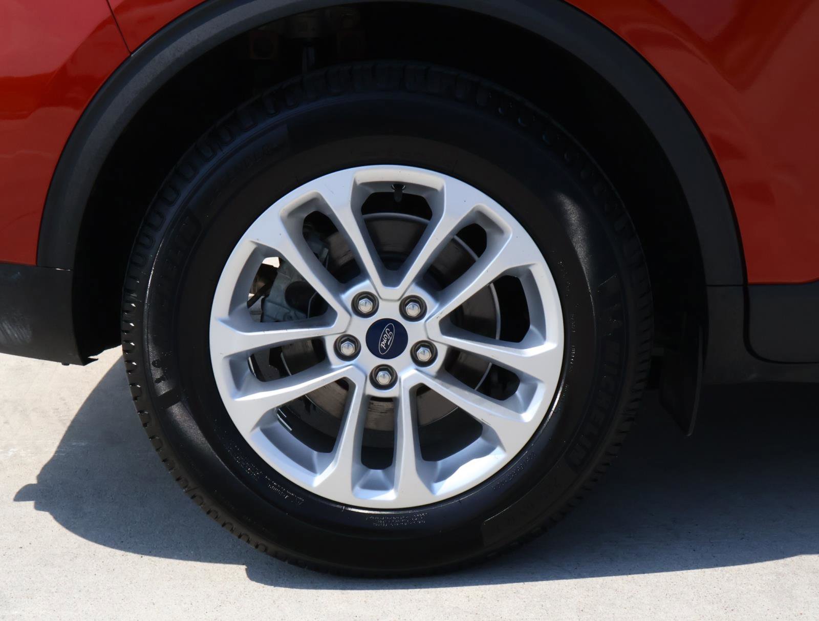 2020 Ford Escape S photo 8