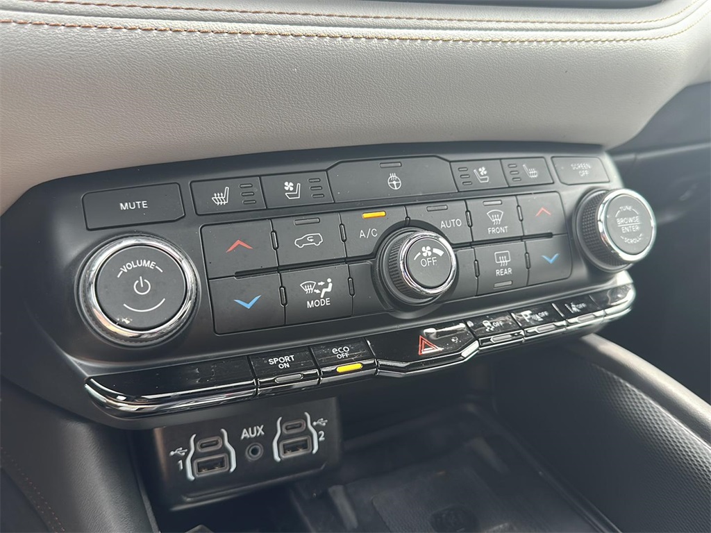 2022 Dodge Durango R/T photo 20