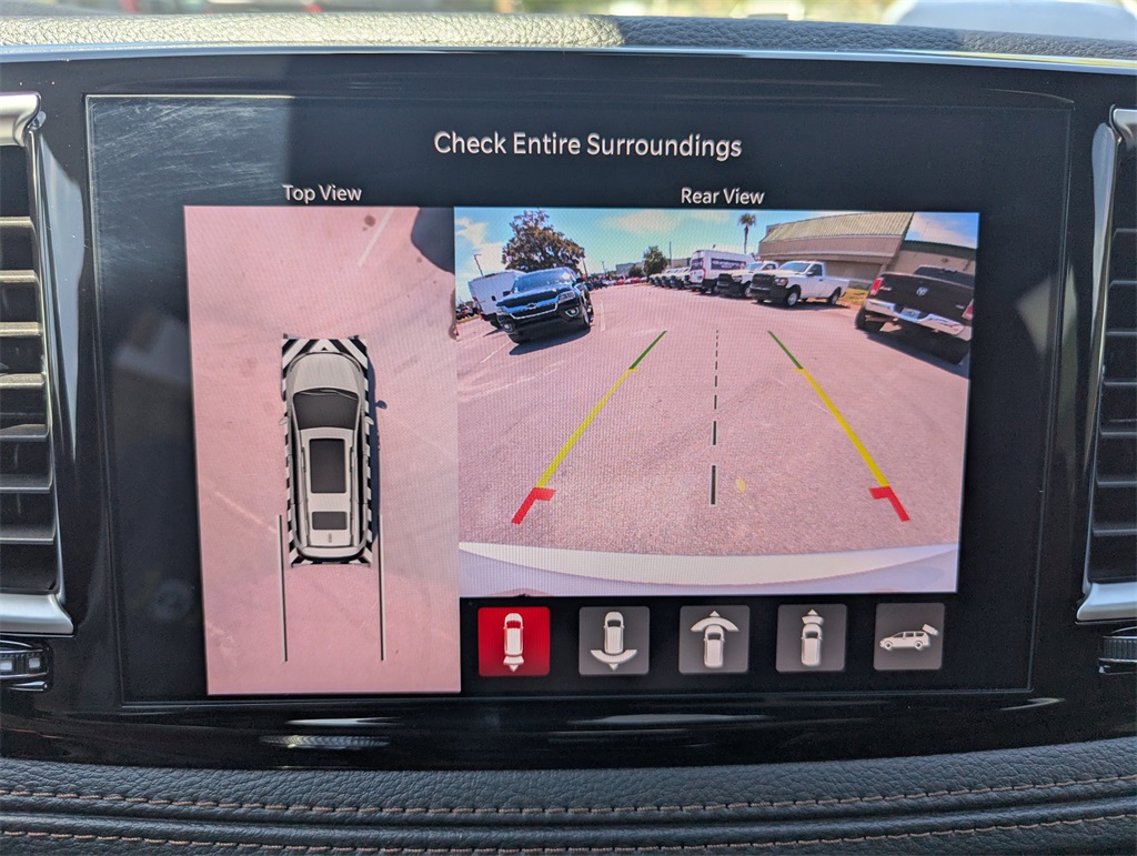 2026 Chrysler Pacifica Pinnacle photo 22