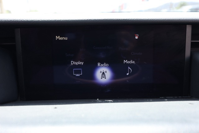 2020 Lexus IS 300 photo 27
