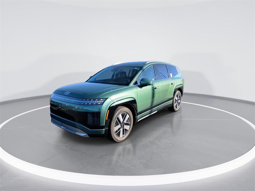 2026 Hyundai Ioniq SEL photo 4