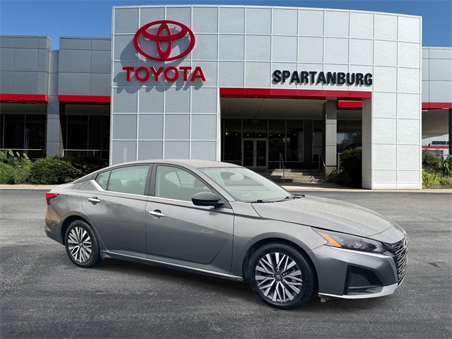 2024 Nissan Altima SV