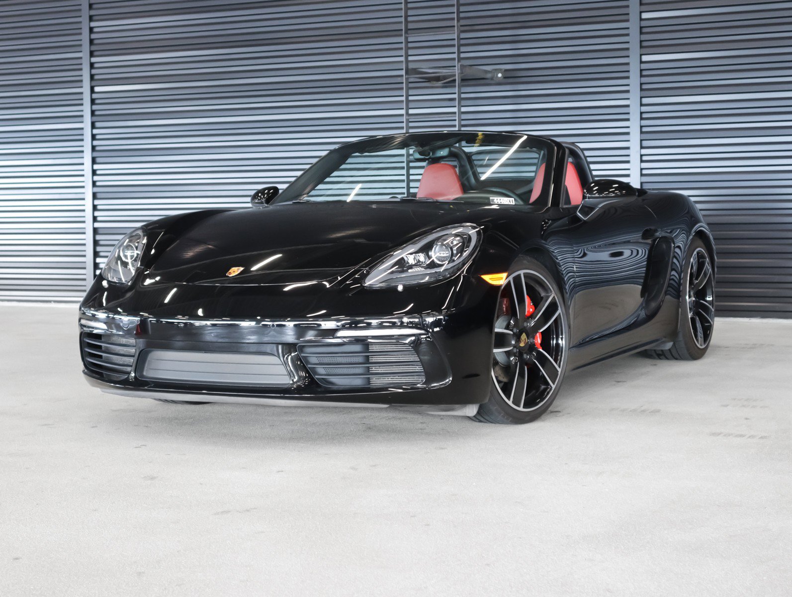 2024 Porsche 718 S's photo