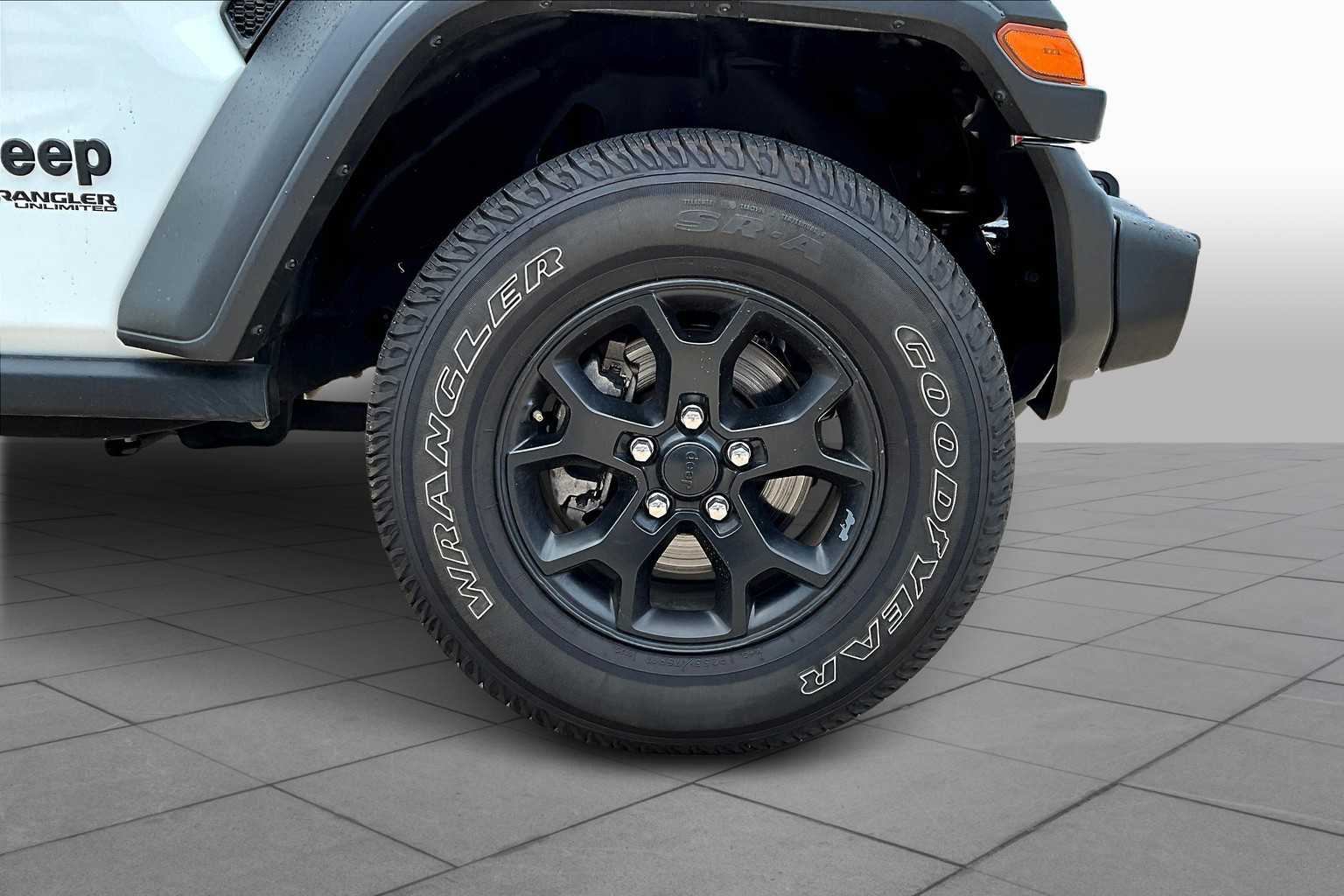 2020 Jeep Wrangler Unlimited Willys photo 19
