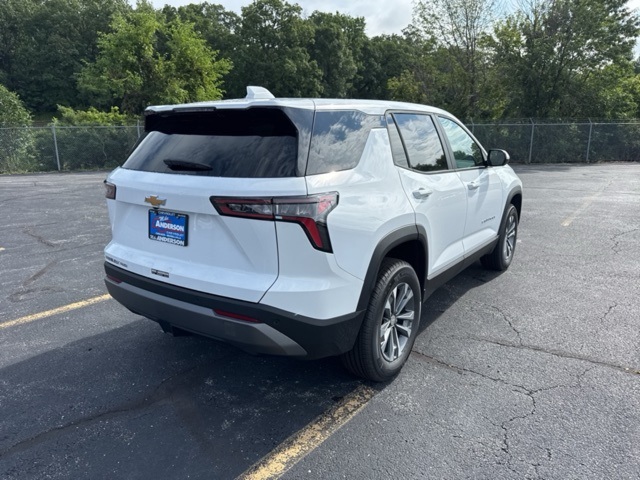 2026 Chevrolet Equinox LT photo 9