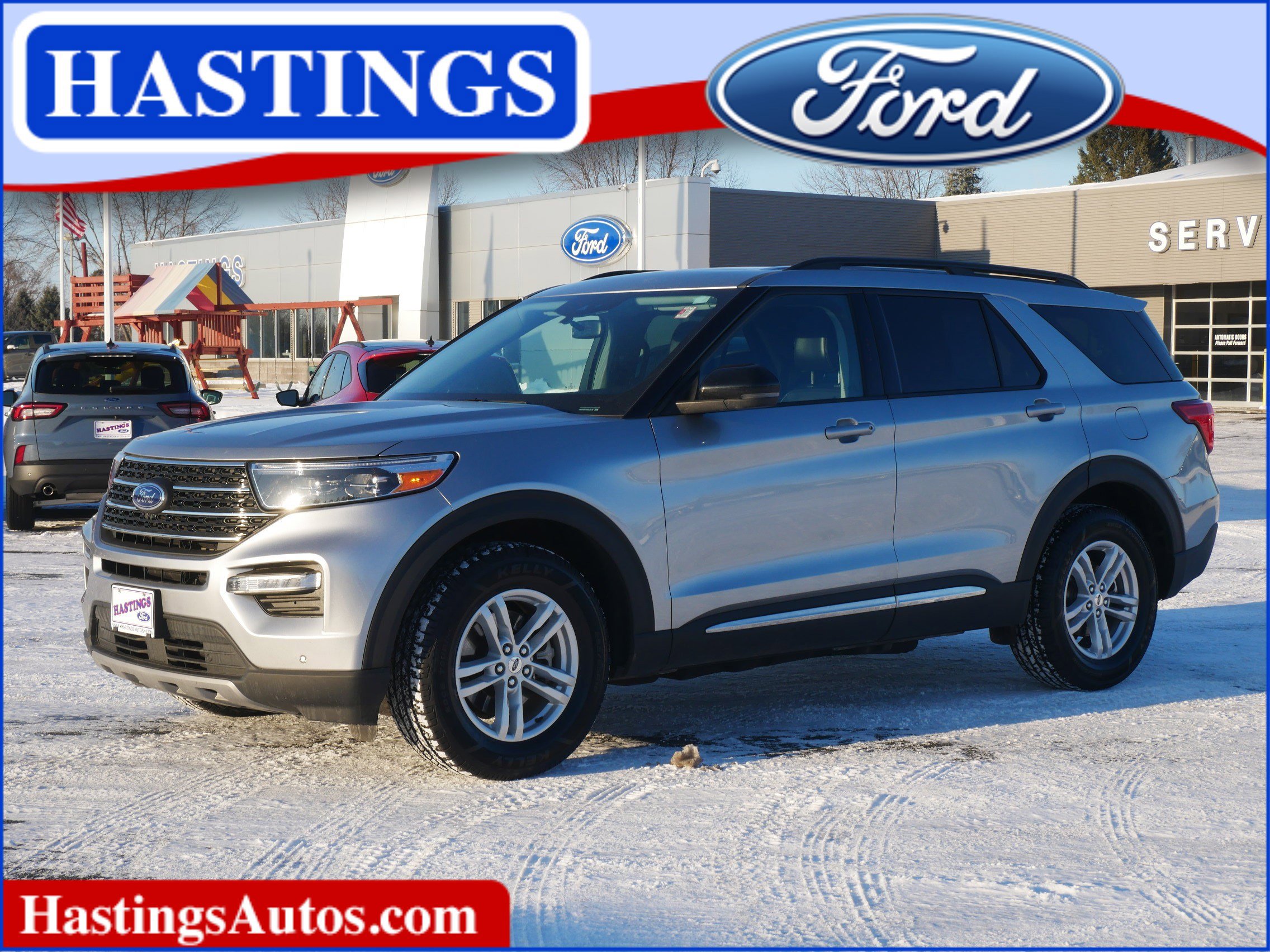 2023 Ford Explorer XLT's photo