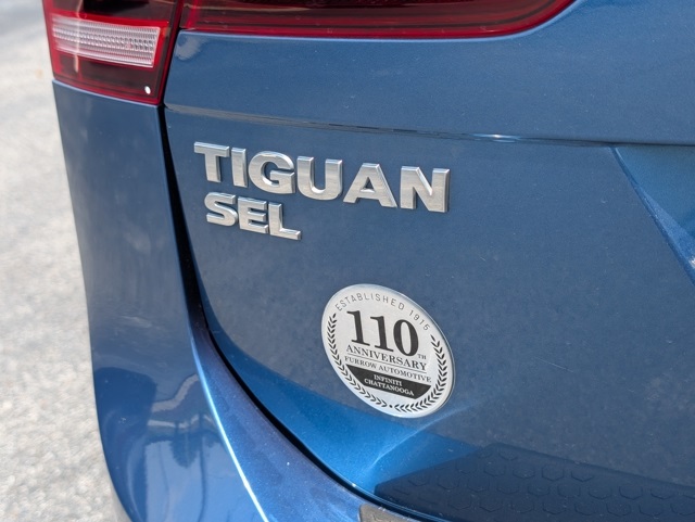 2020 Volkswagen Tiguan SEL photo 28