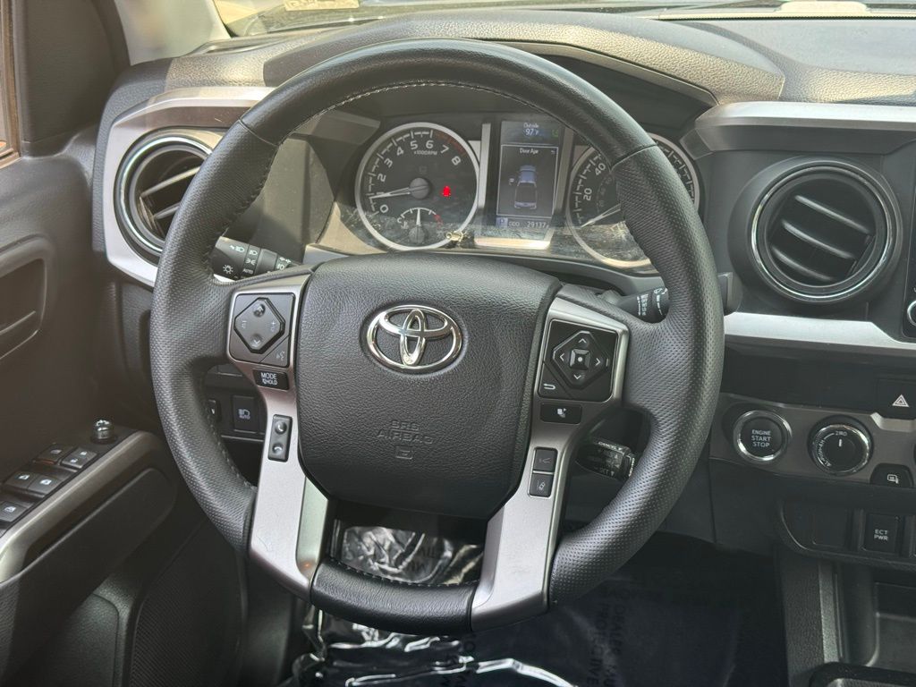 2023 Toyota Tacoma 4x4 TRD Off-Road photo 19