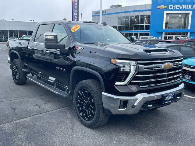 2025 Chevrolet Silverado 2500HD LTZ's photo