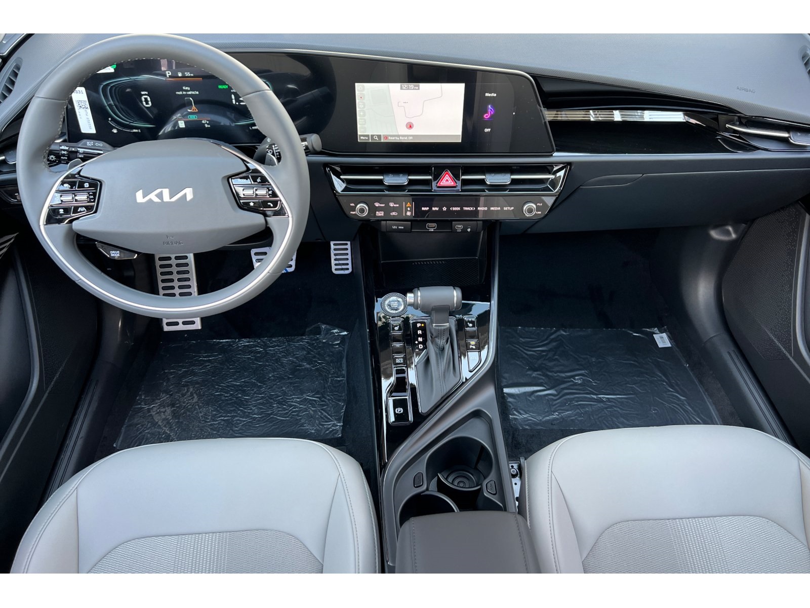 2025 Kia Niro EX Touring photo 13