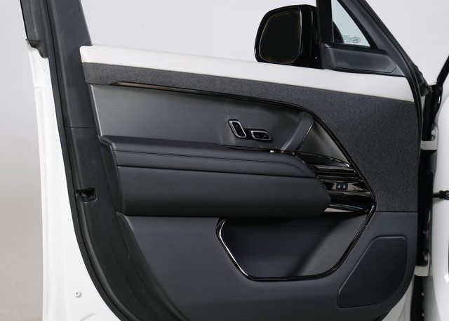 2024 Land Rover Range Rover Sport P400 Dynamic SE photo 23