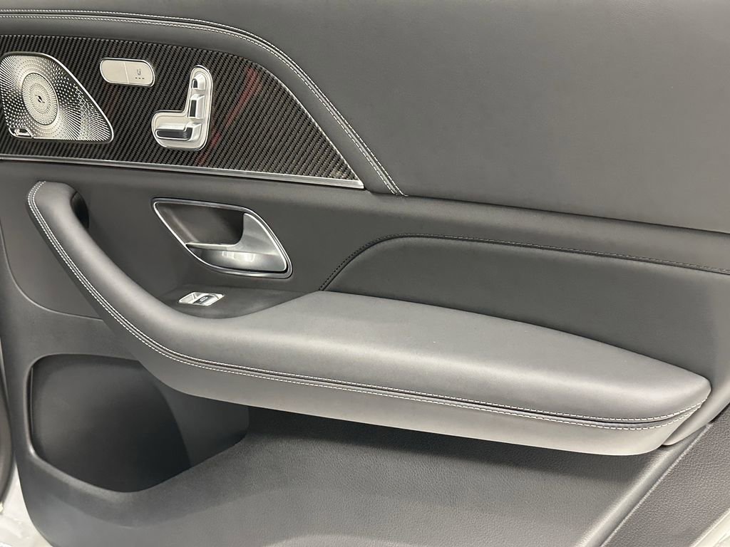 2026 Mercedes Benz GLS AMG 63 4MATIC photo 18