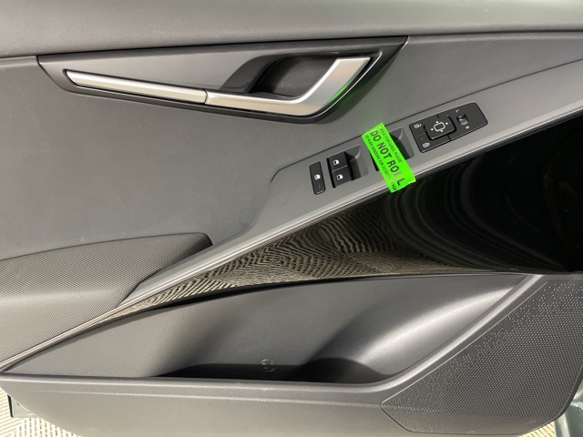 2025 Kia Niro EX Touring photo 14
