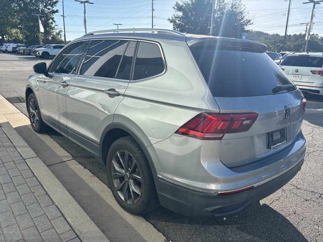 2022 Volkswagen Tiguan SE photo 3