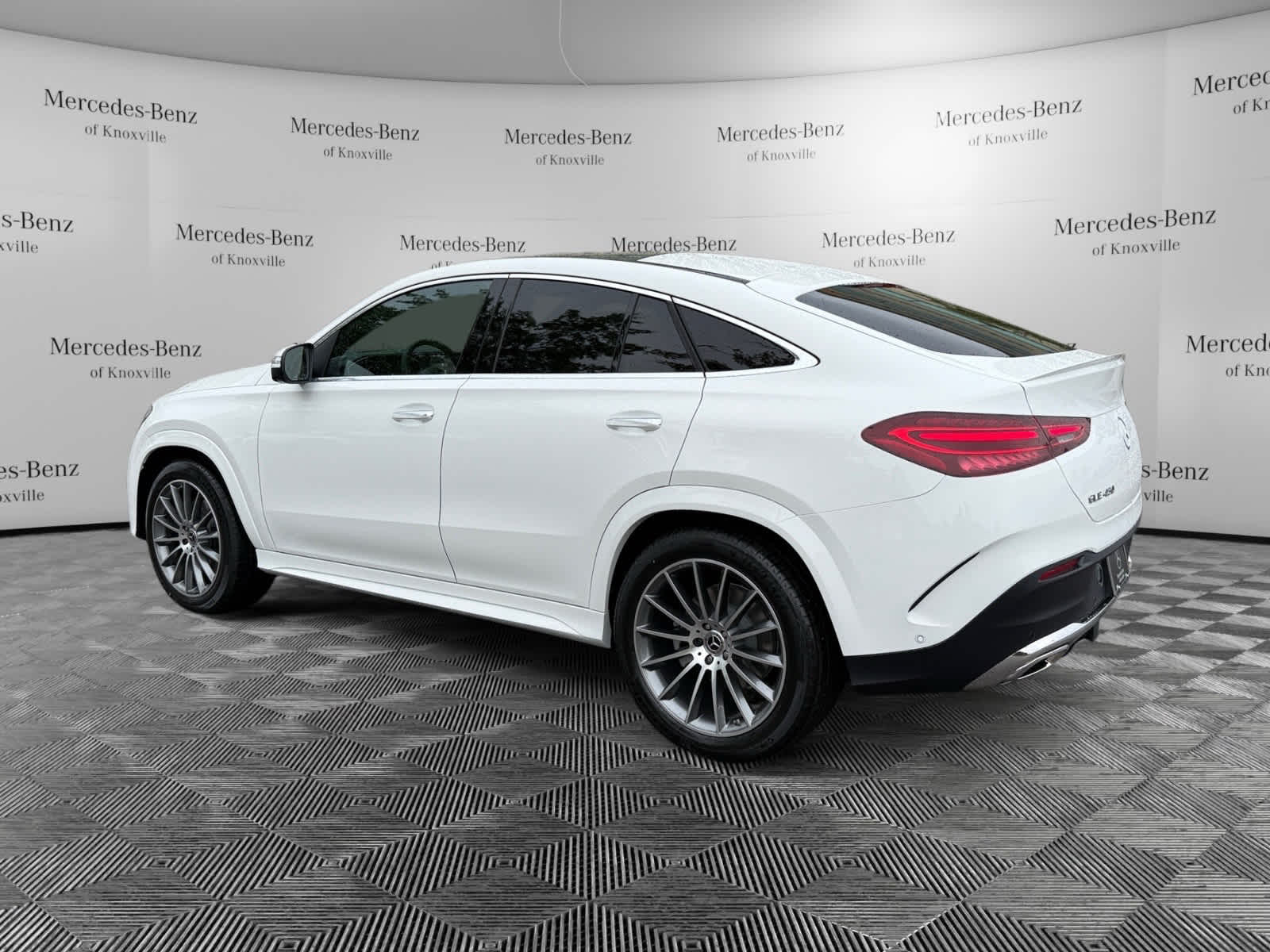 2026 Mercedes Benz GLE 450 4MATIC photo 2