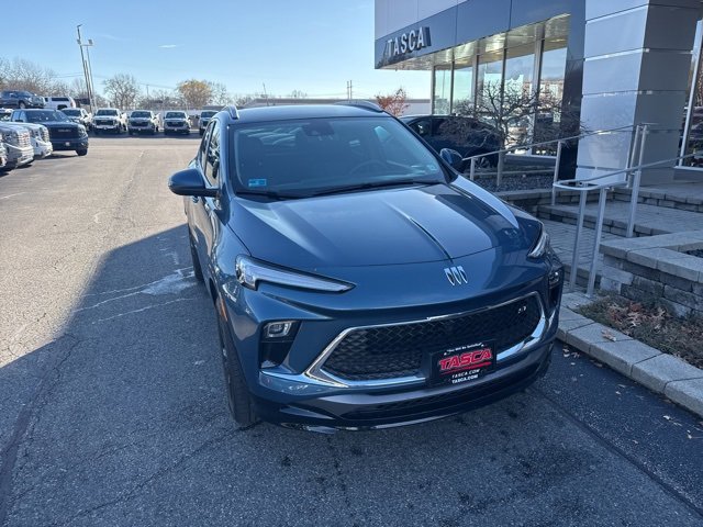 2024 Buick Encore GX Sport Touring's photo