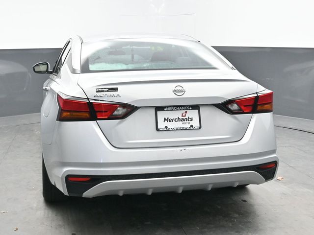 2021 Nissan Altima 2.5 S photo 4
