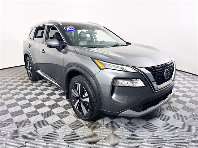 2021 Nissan Rogue SL's photo