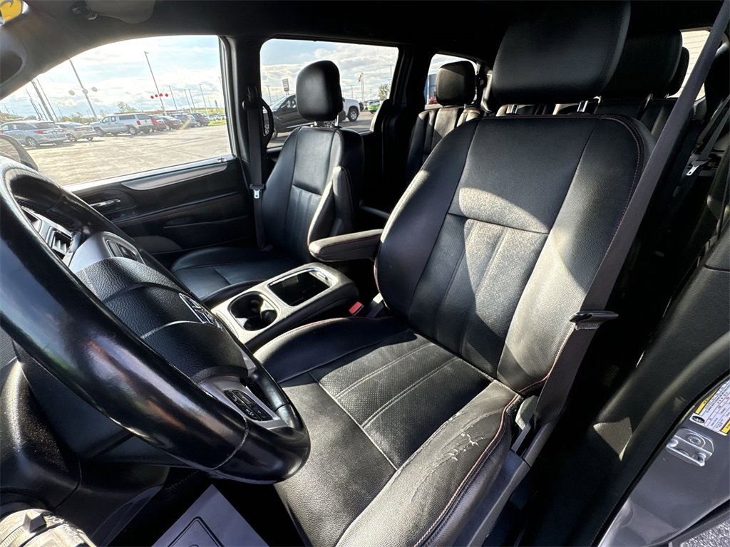 2018 Dodge Grand Caravan GT photo 12
