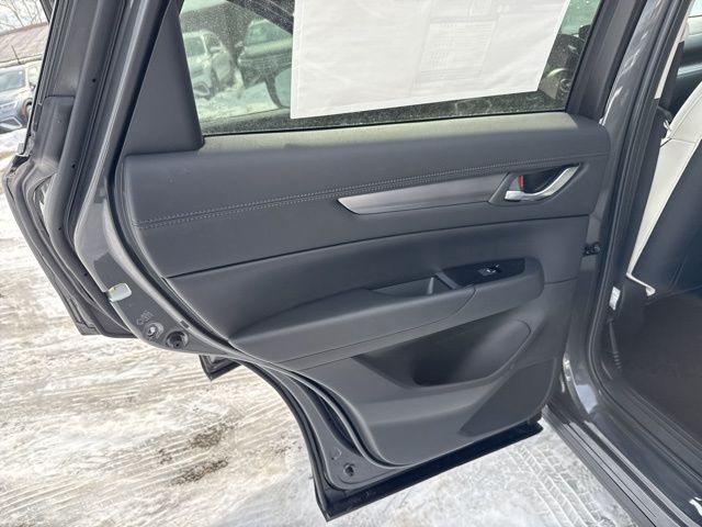 2025 Mazda CX-5 2.5 S Preferred photo 12