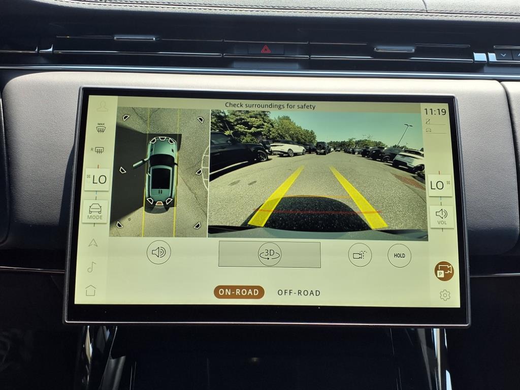 2025 Land Rover Range Rover Sport SE photo 14