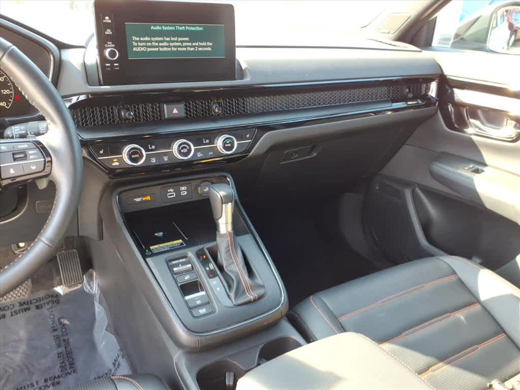 2024 Honda CR-V Hybrid Sport Touring photo 13