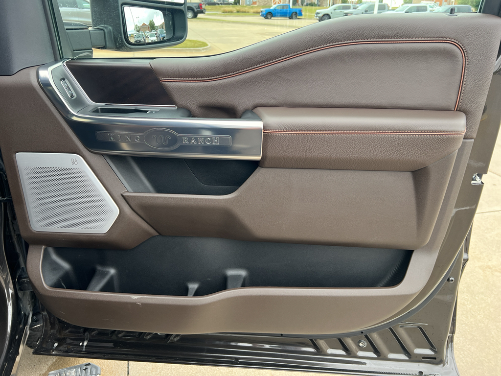 2025 Ford F-350 King Ranch photo 31