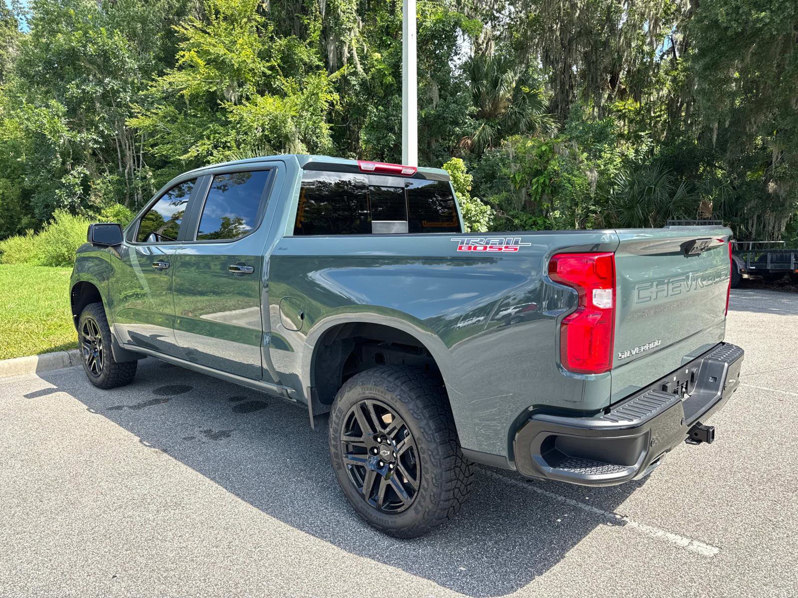 2025 Chevrolet Silverado 1500 LT Trail Boss photo 4