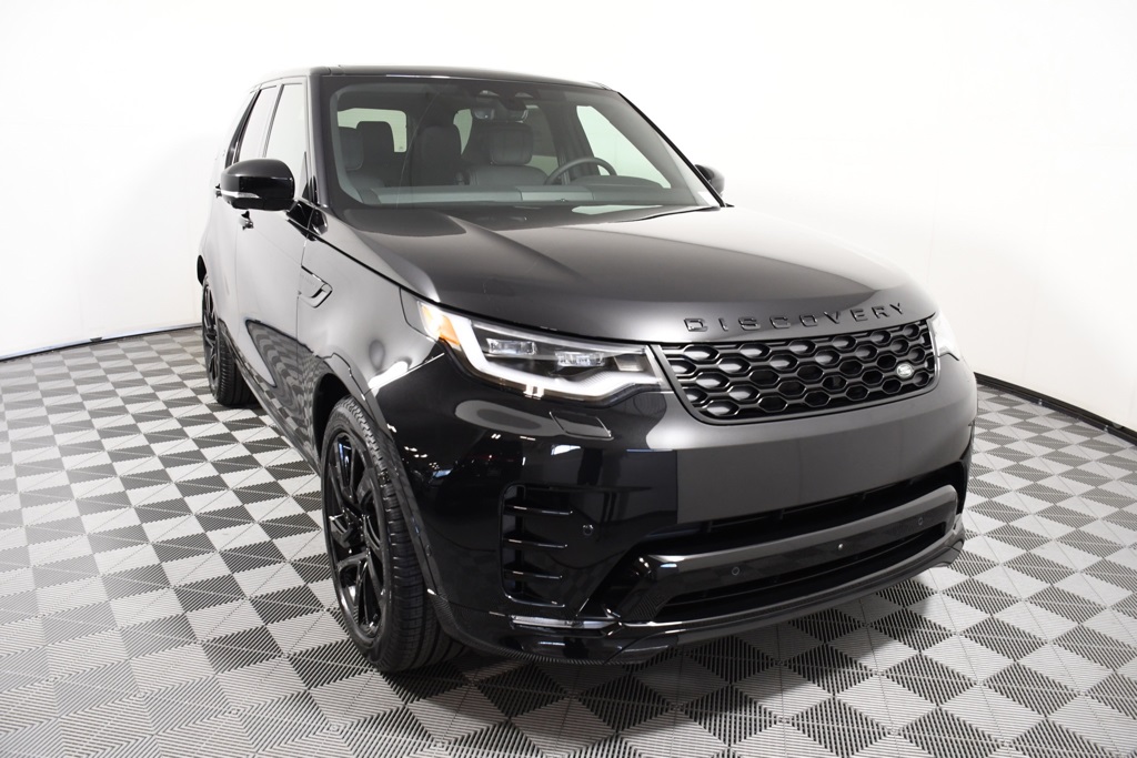 2025 Land Rover Discovery SE photo 6