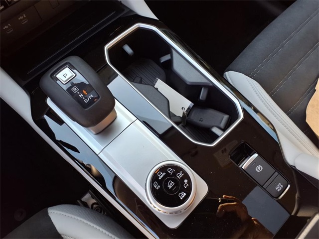 2025 Mitsubishi Outlander SE 2.5 S-AWC photo 10