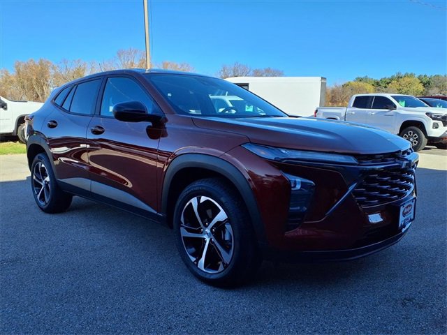 2024 Chevrolet Trax photo 3