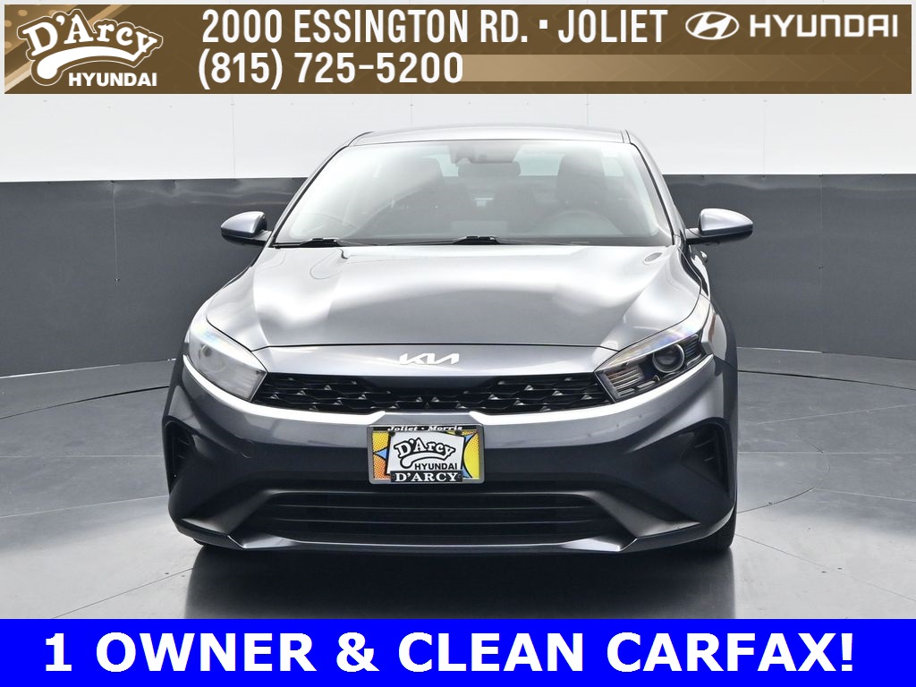 2023 Kia Forte LXS photo 2
