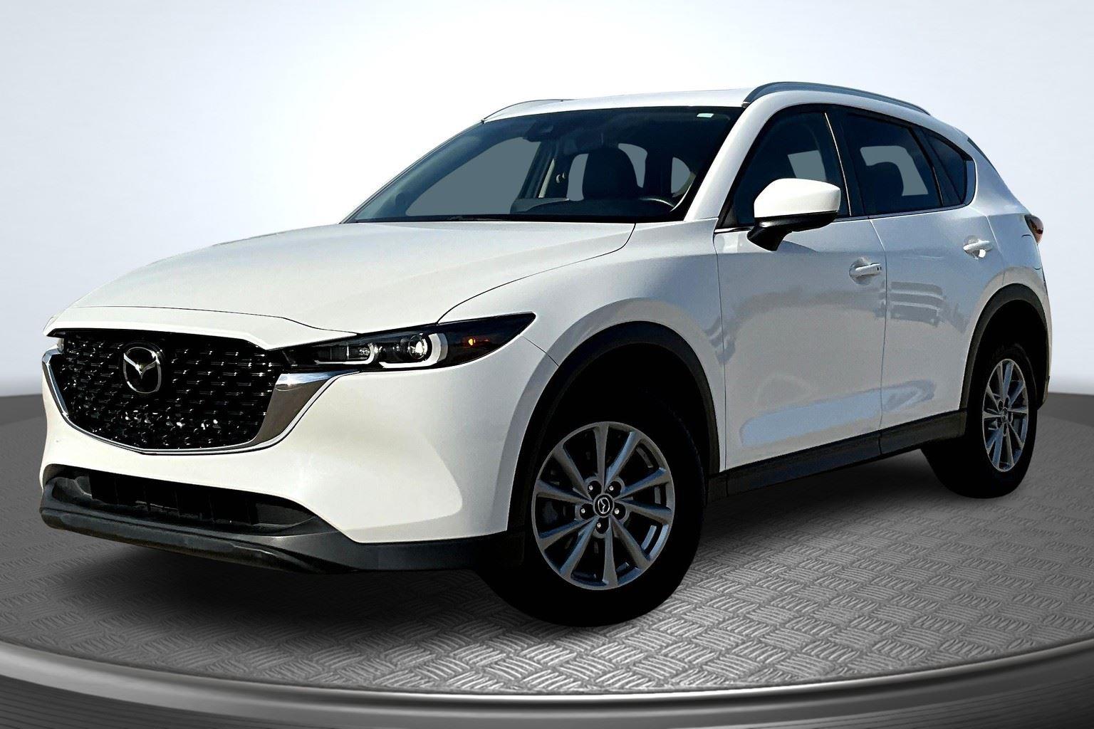 2022 Mazda CX-5 S Preferred package
