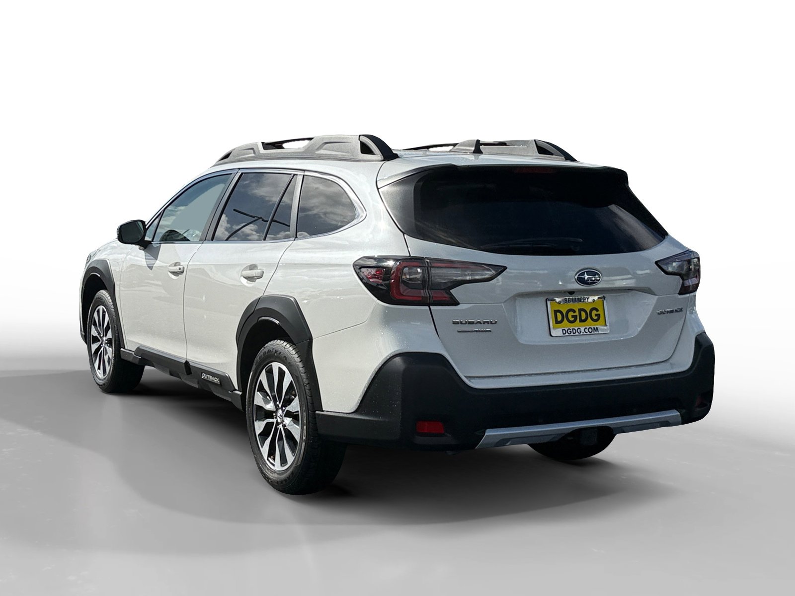 2023 Subaru Outback Limited photo 2