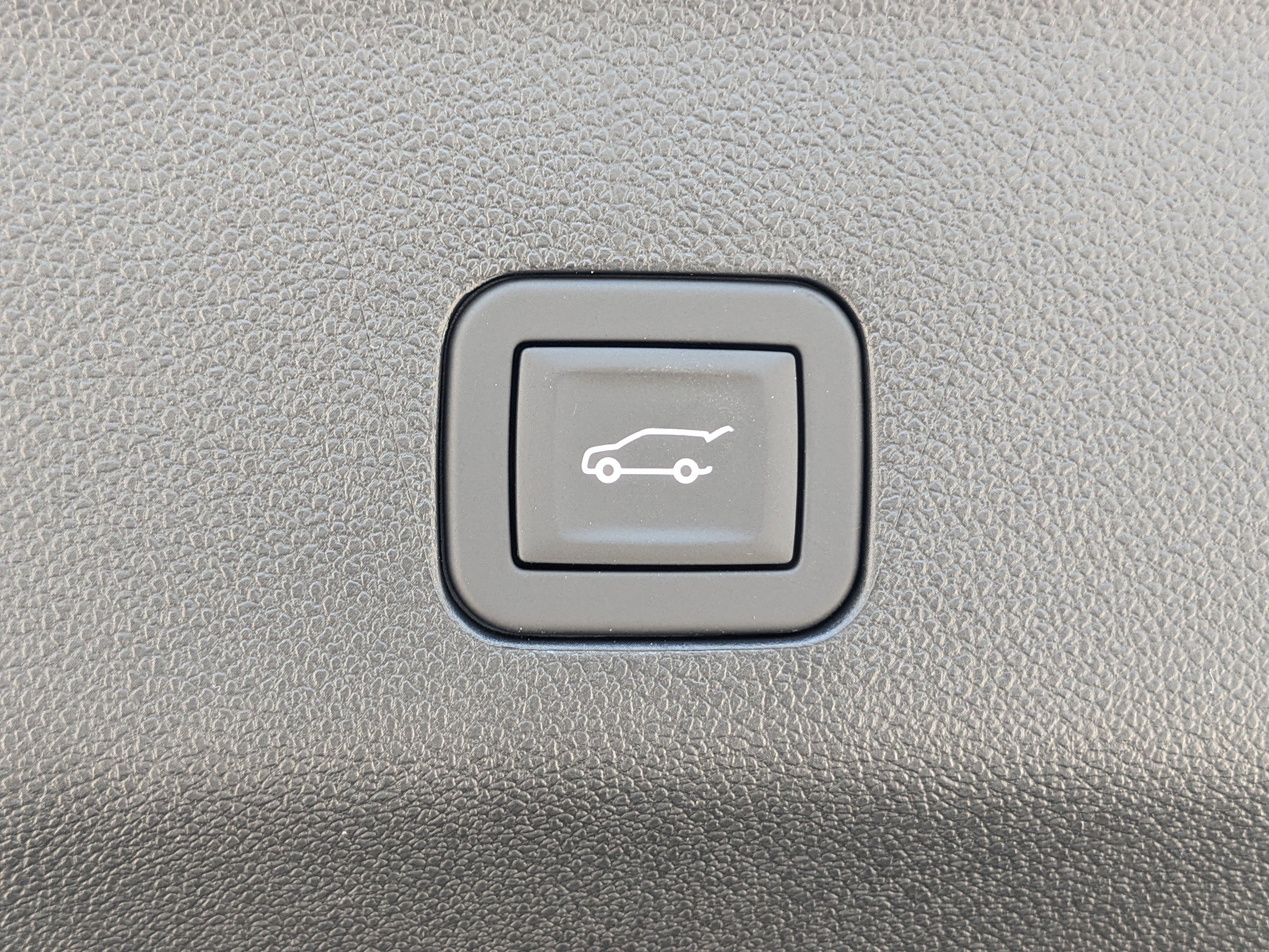 2025 Chevrolet Tahoe Premier photo 13