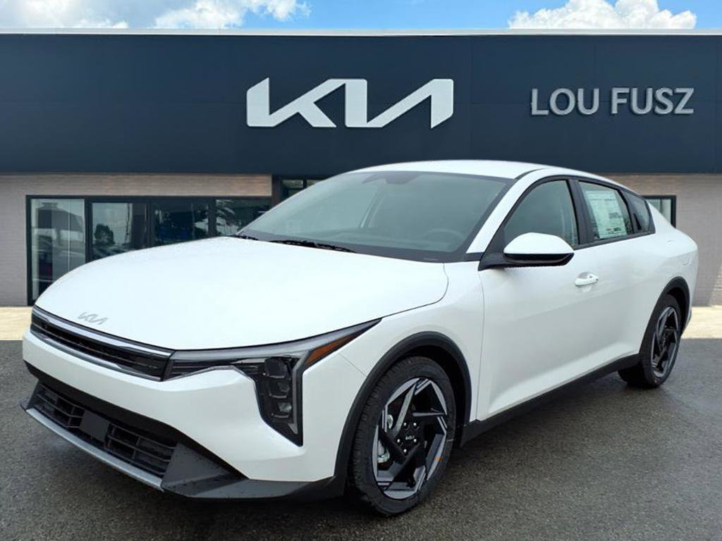 2025 Kia K4 EX's photo