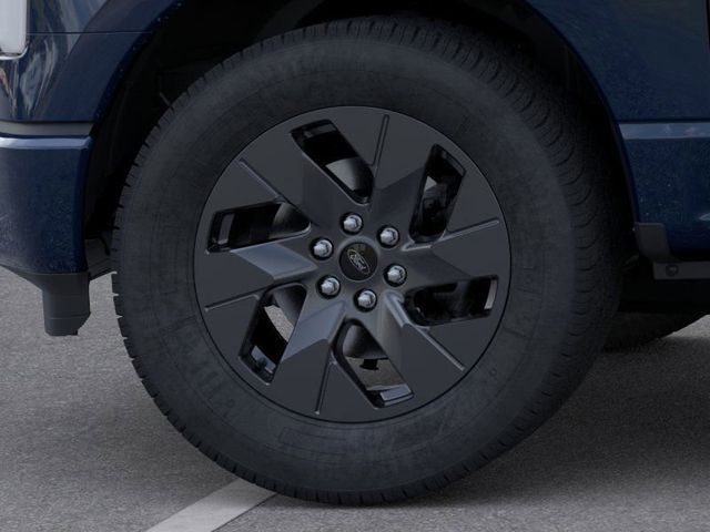 2025 Ford F-150 Lightning photo 19