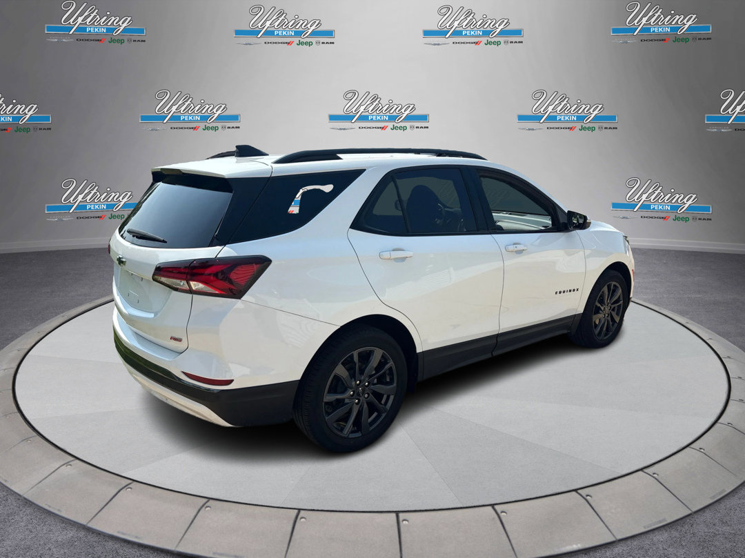 2022 Chevrolet Equinox RS photo 2