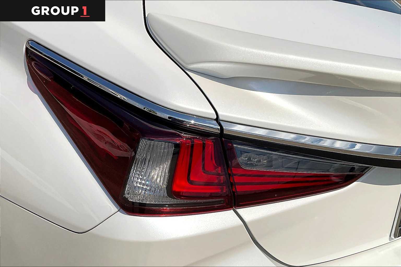 2025 Lexus ES Premium photo 24