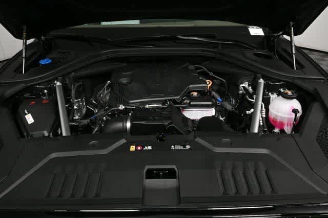 2026 Genesis GV70 2.5T Advanced photo 10