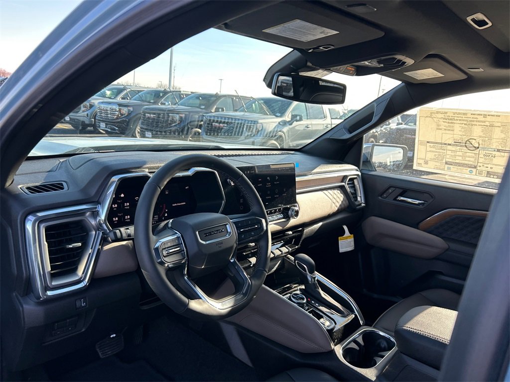 2026 GMC CANYON - Image 18