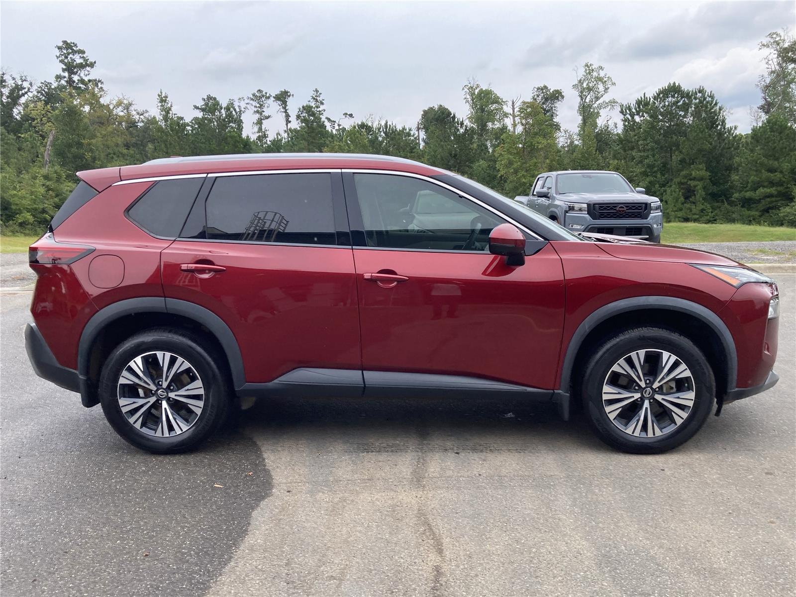 2021 Nissan Rogue SV photo 8
