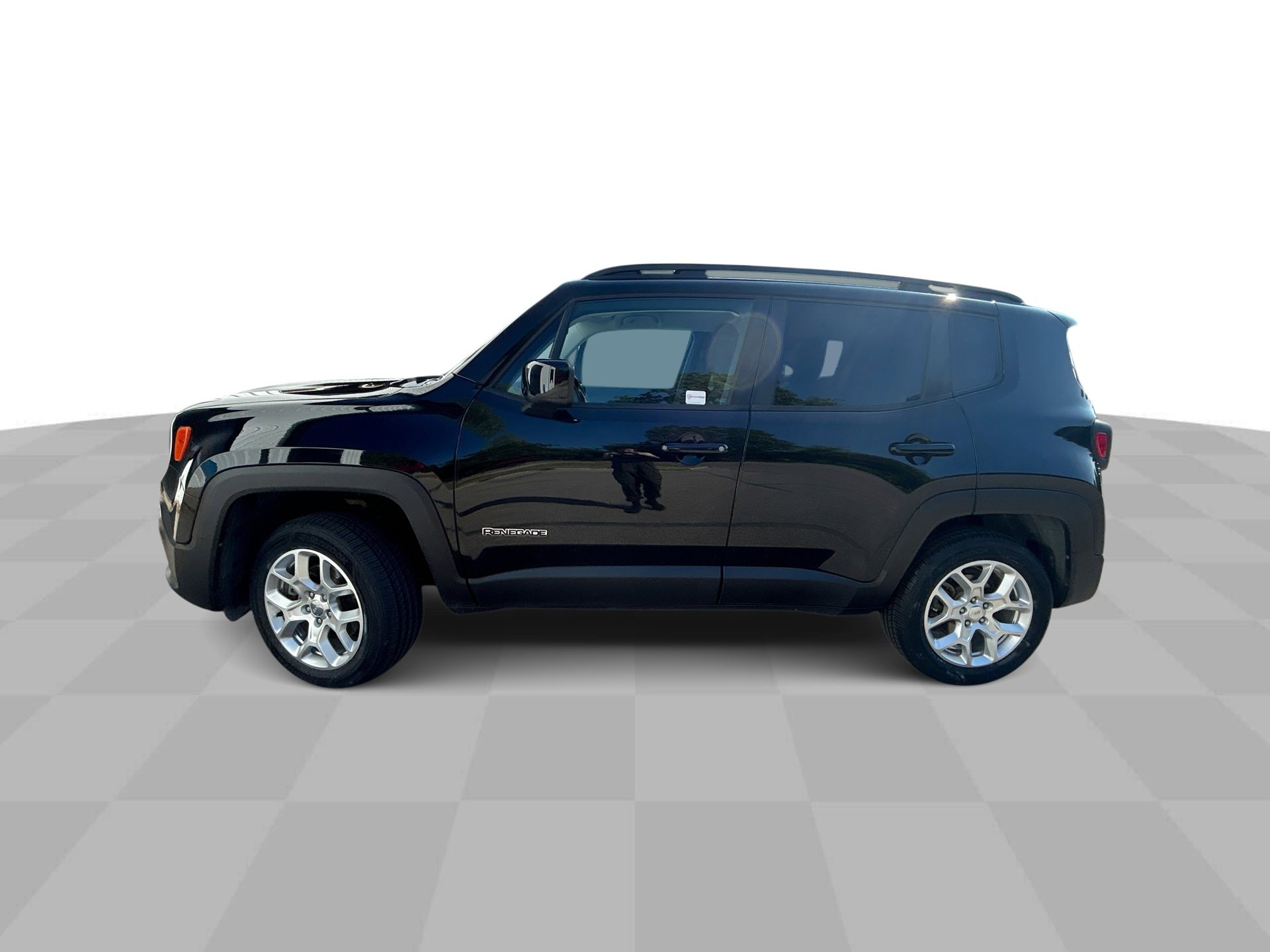 2016 Jeep Renegade Latitude North Edition photo 3