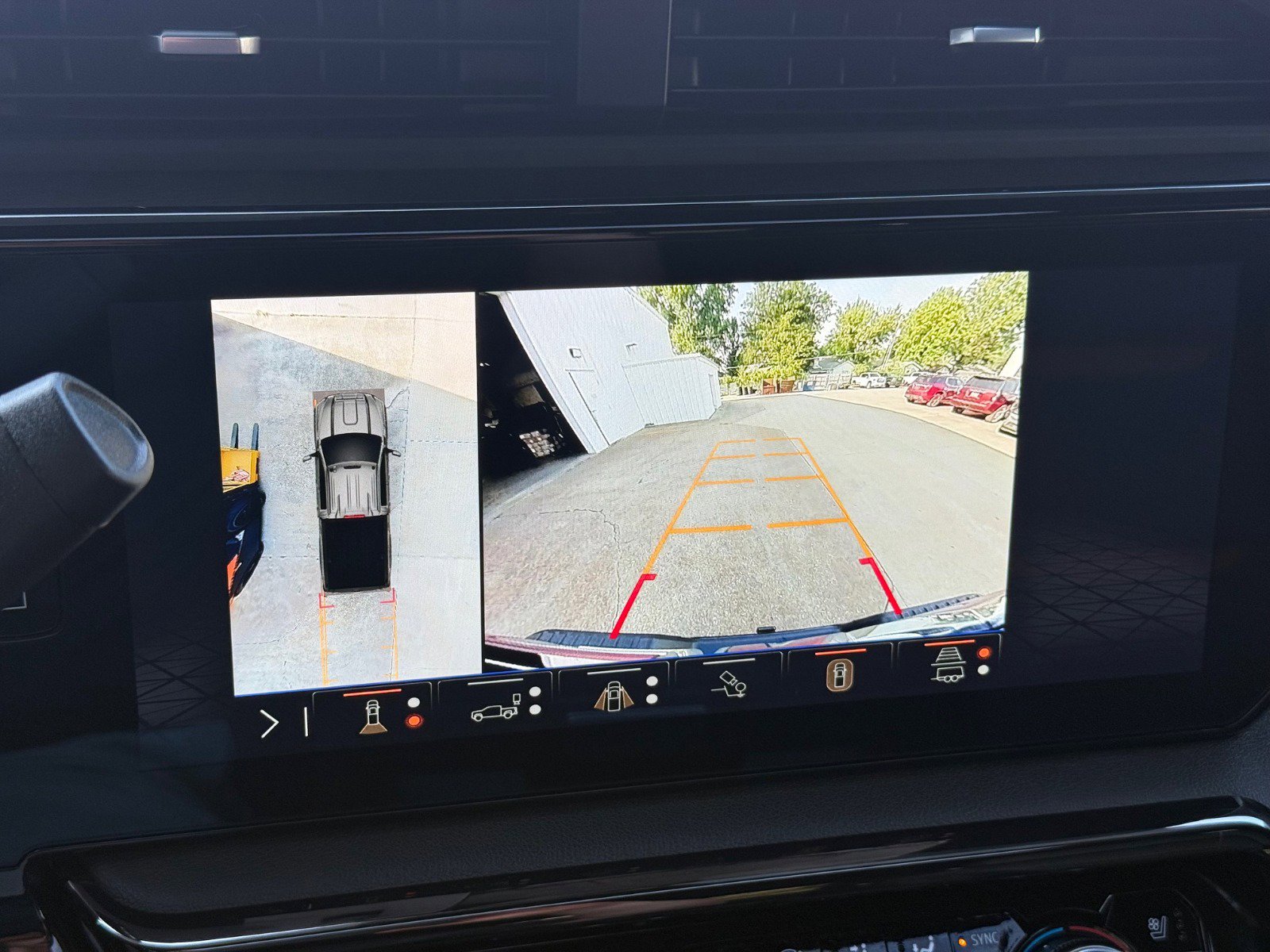 2025 Gmc Sierra 2500 HD AT4 photo 28