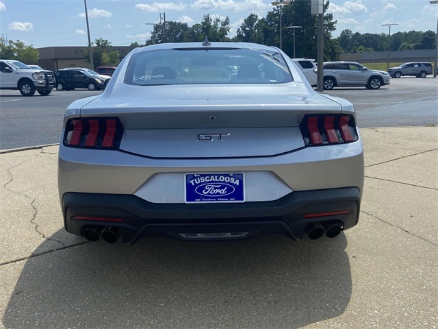 2025 Ford Mustang GT photo 3
