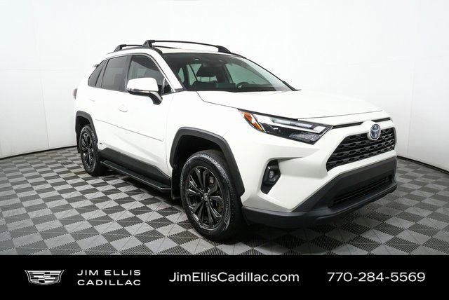 2022 Toyota RAV4 XLE Premium's photo