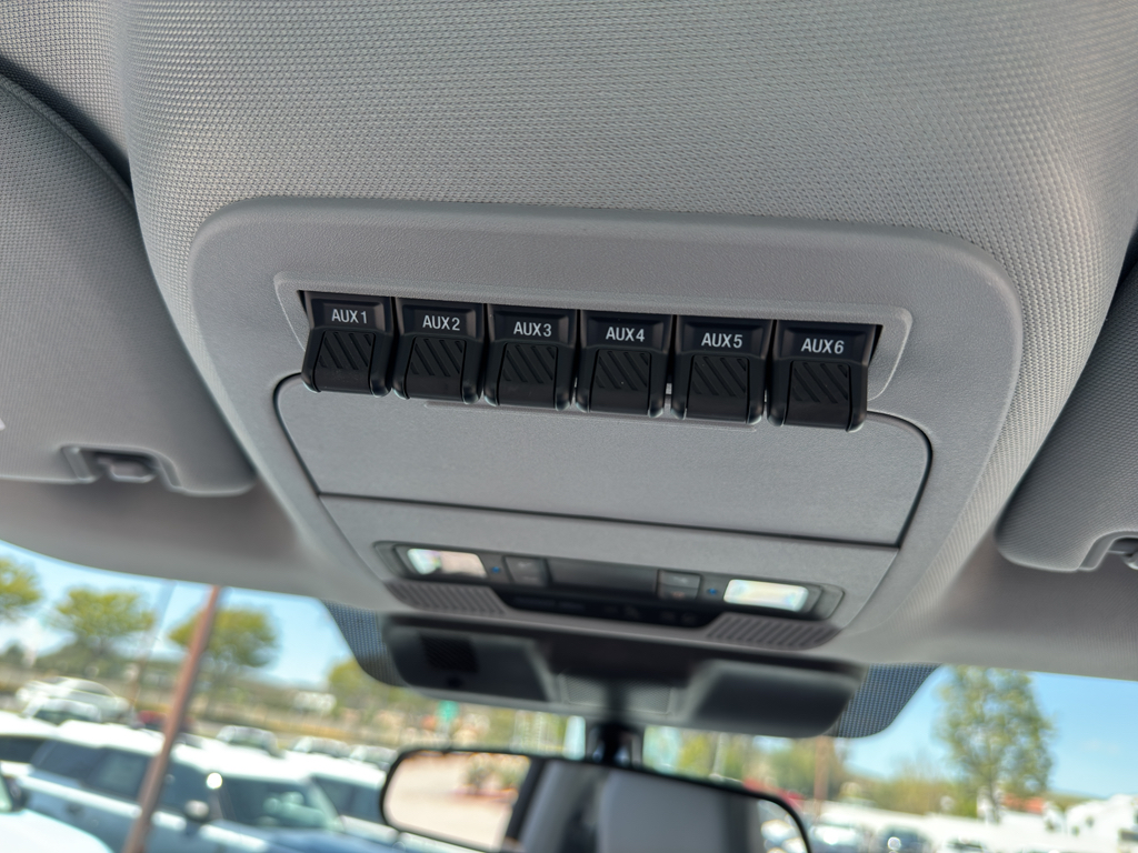 2024 Ford F-450 photo 12