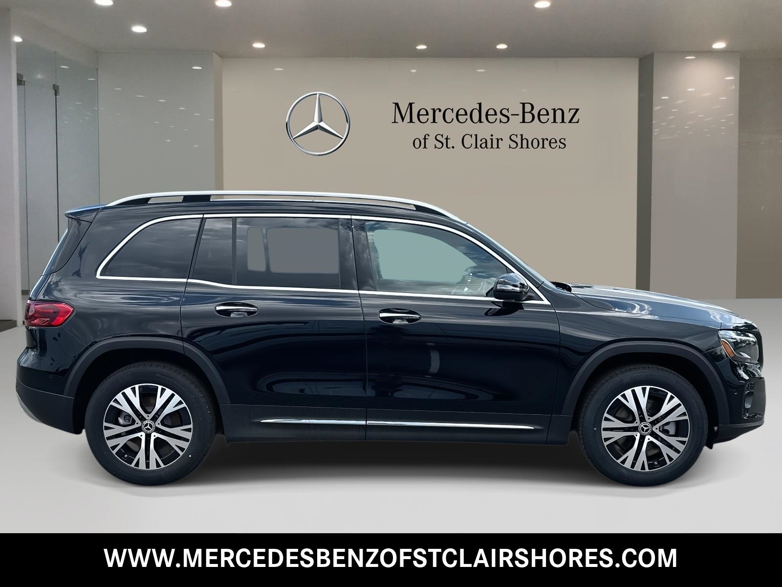 2025 Mercedes Benz GLB 250 4MATIC photo 5
